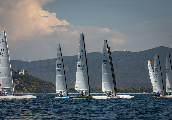 185A1205